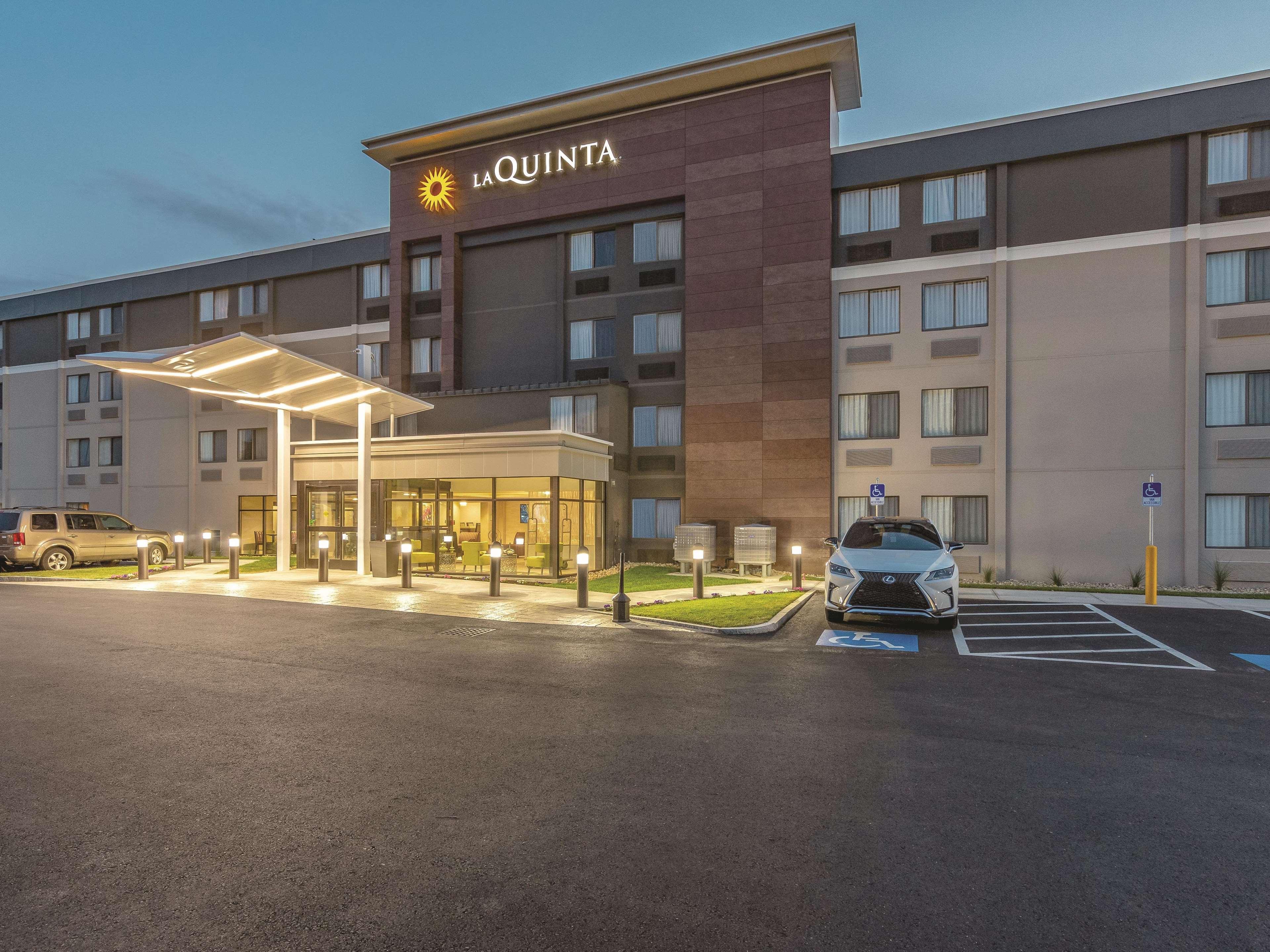 La Quinta By Wyndham Salem Nh Hotel Eksteriør billede